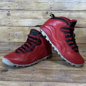 Air Jordan 10 “Bulls Over Broadway” Size 8.5 Mens Sneakers